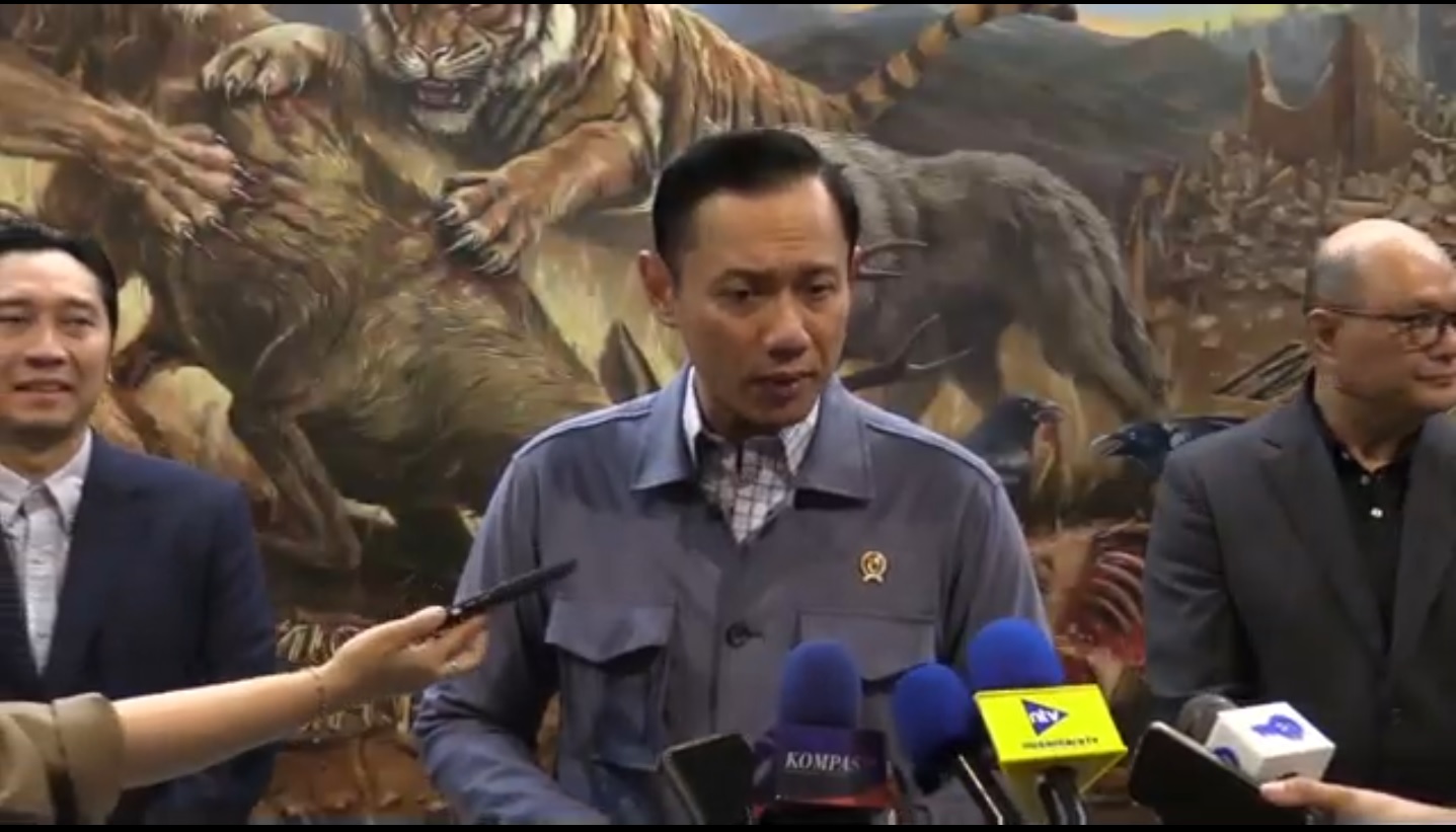 Government Priorize the evacuation and restoration of the infrastructure at NTT Post-earthquake